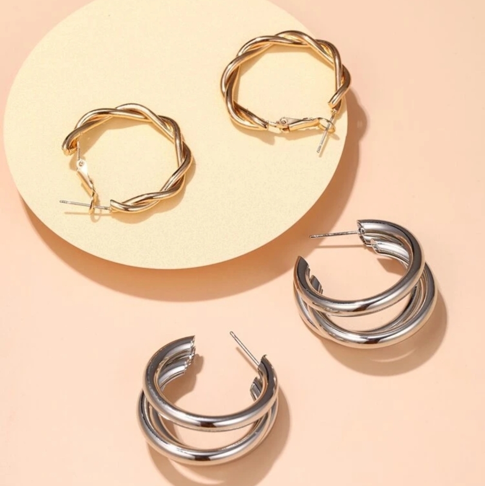 ⭐2 Pairs of Hoop Earrings - Picture 1 of 16